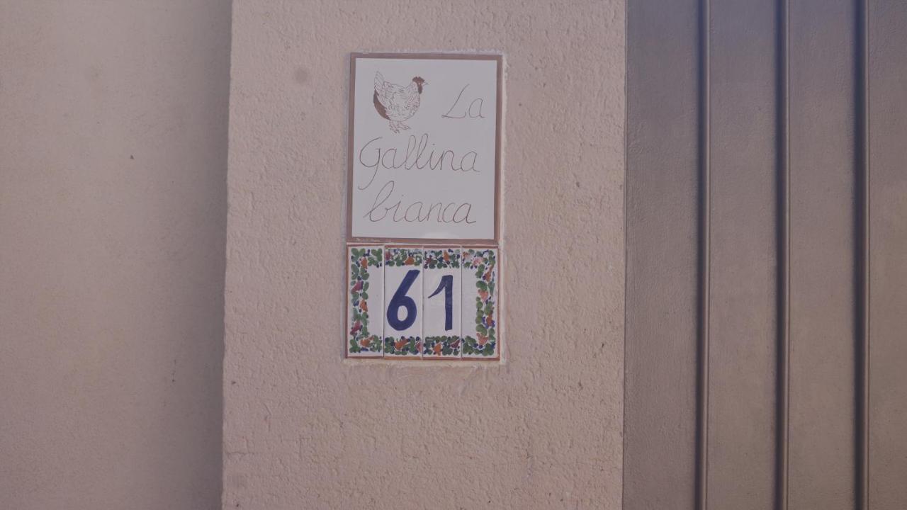 La Gallina Bianca Feucherolles Buitenkant foto