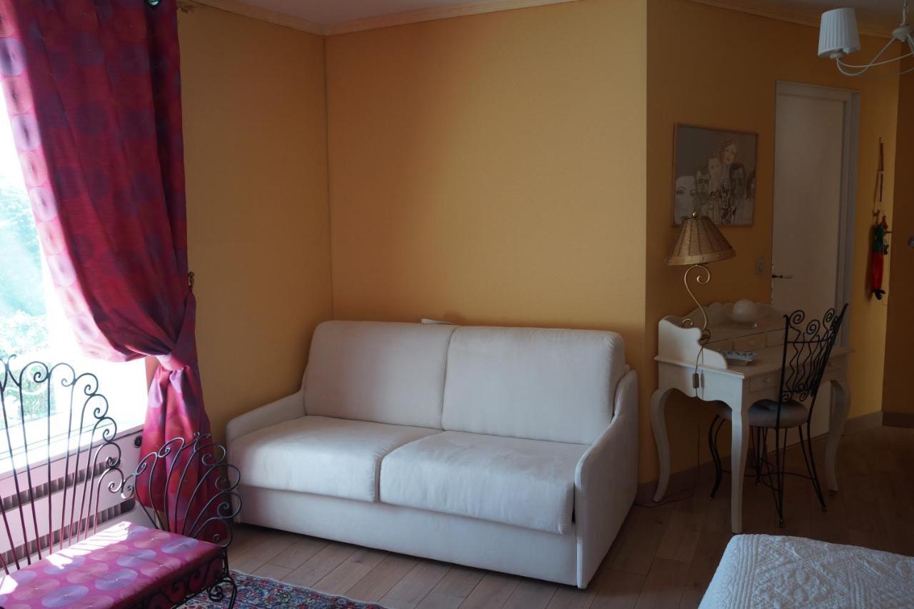 La Gallina Bianca Feucherolles Buitenkant foto